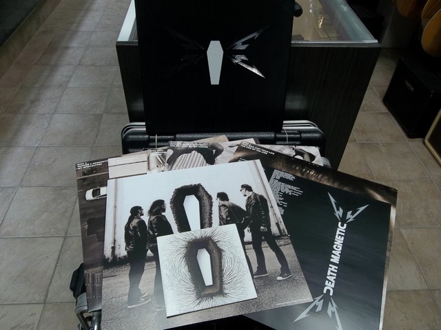 DEATH MAGNETIC BOX SET - Image 2