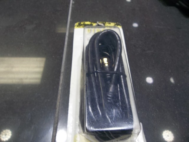 Cables et connecteurs