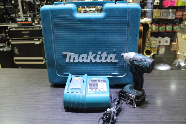 drill +1 batterie+ chargeur