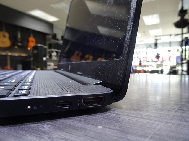 Ordinateur portable CELERON 2CPU 8GRAM 250G SSD +ac - Image 2