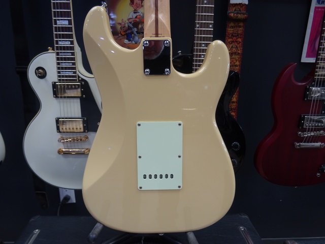 GUITARE ELECTRIQUE GAUCHERE - Image 4