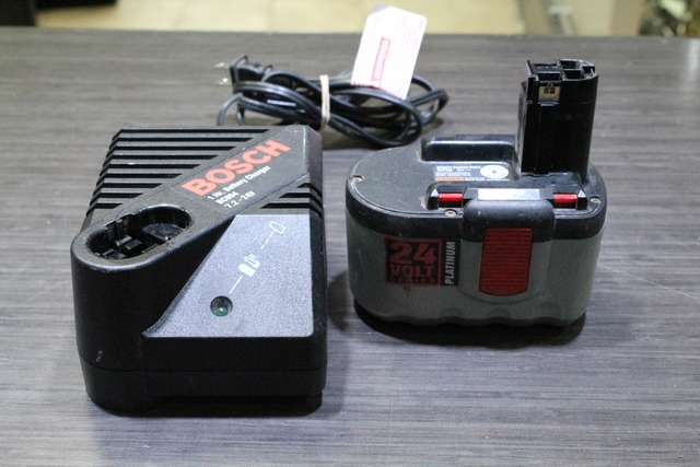 Scie va et vient avec batterie 24 volt (Batterie defectueuse) - Image 4