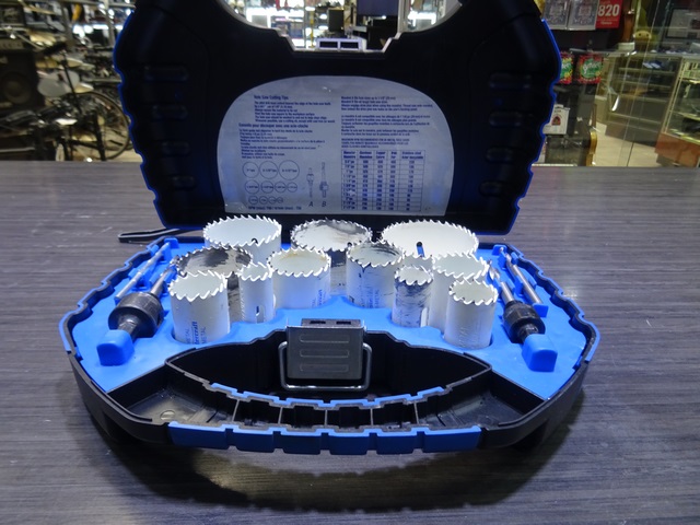 Scie-cloche bimétallique pour métal, bois et plastique, 17 pce