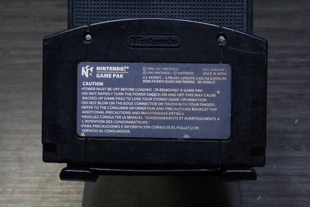 Turok Rage Wars (jeu seulement etiquette abimee) - Image 2