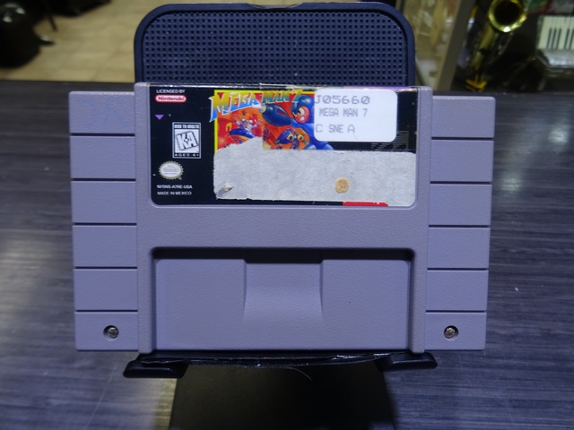 Mega Man 7 (etiquette dechiree)