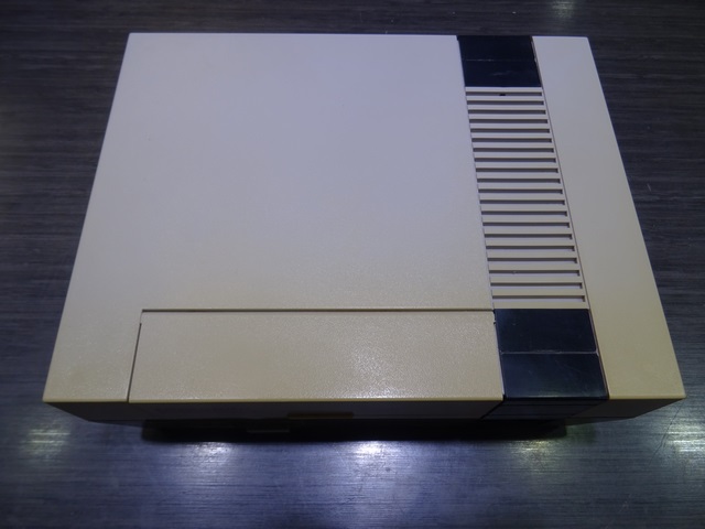 Console Nes + 2 manettes  zapper et mario bros - Image 2