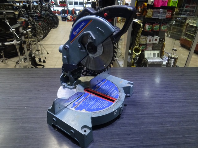 Sci a Onglets 8-1/4 (incomplet)