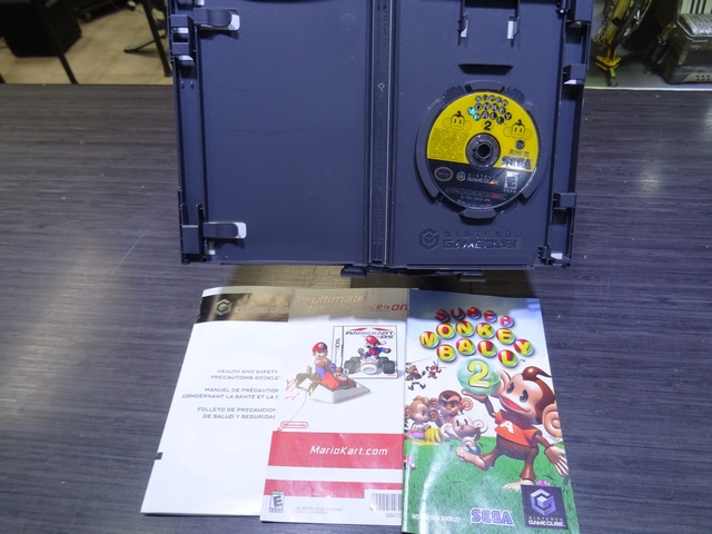 Super Monkey Ball 2 - Image 2