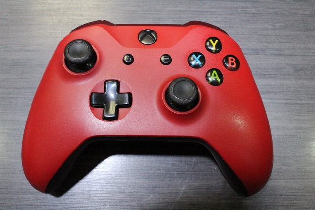 Console Xbox One S 1 to + acc - Image 4