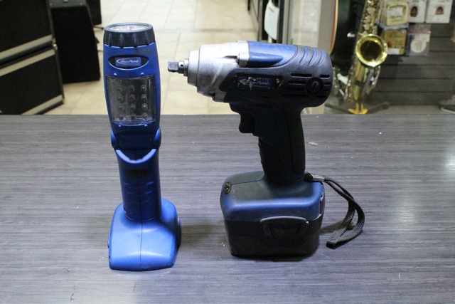 clee a choc ( Impact) + lumiere 14.4 volt batterie défectueuse - Image 2