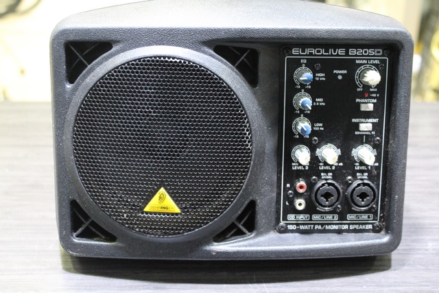 (150 Watts) Moniteur Amplifier