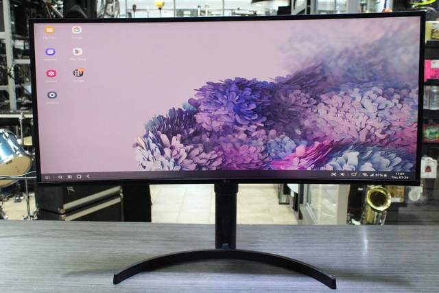 Moniteur Incurvee + ac