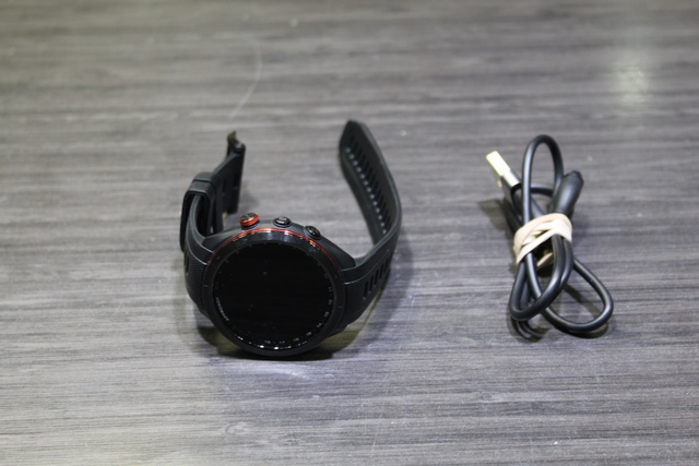 MONTRE GARMIN INTELLIGENTE + AC - Image 2