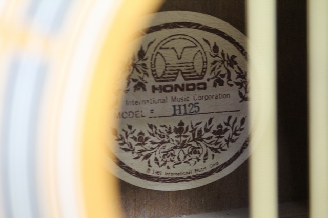 Guitar Acoustic  - Image 2