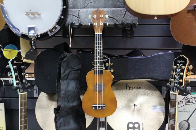 ukulele soprano (cafe)