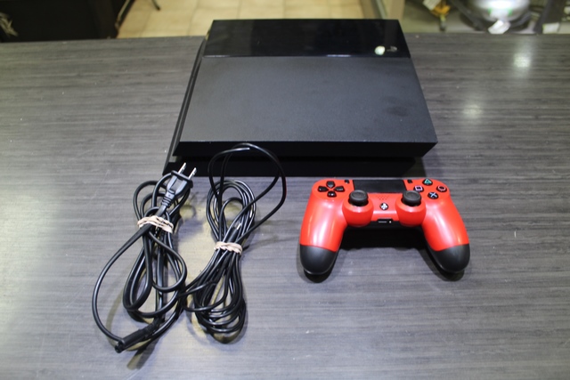 Console Ps4 500 Go + acc