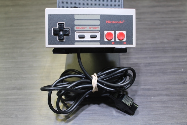 Console Nes + Acc - Image 4
