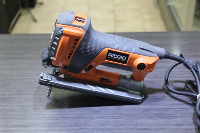 Scie sauteuse fillaire