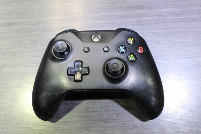 Console Xbox series X 1To + acc - Image 2