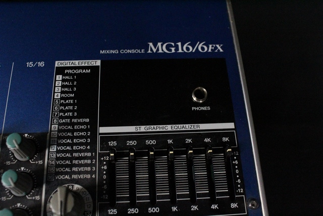 Console 16 Entres - Image 2