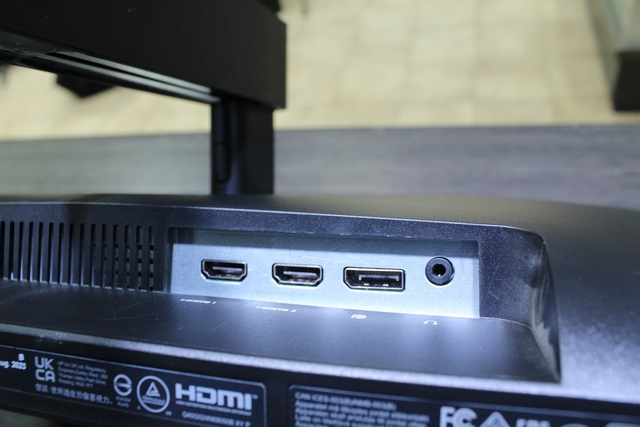 Écran Gaming 27po Omen (mfd 2023) - Image 3