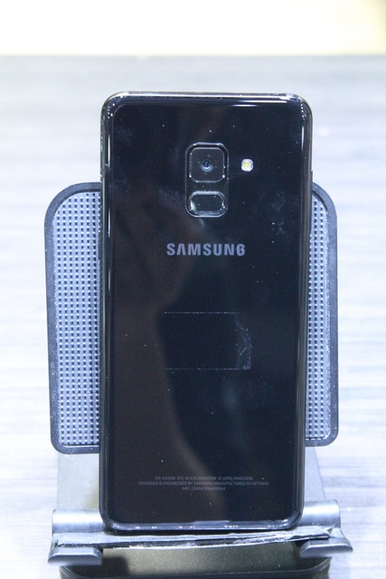 Samsung A8 32Go - Image 2