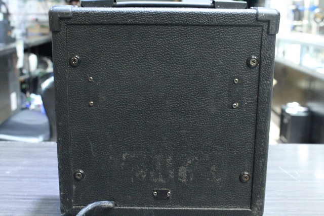 (10 Watts) Amplificateur de Guitare Park GA10 - Image 2