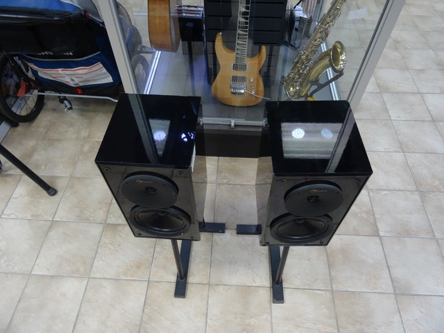 (100 watts) Paire de haut parleur sur pieds Nuance star1s - Image 2