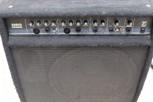 (200 Watts) Amplificateur de Keyboard 4 Canal Yorkville 200KB - Image 2