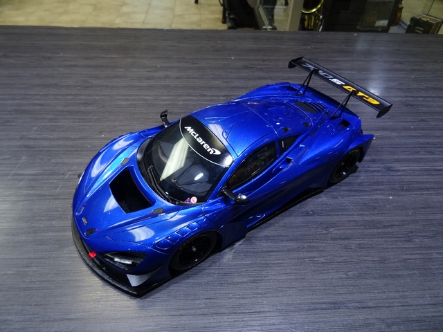 2019 McLaren 720S GT3 AutoArt 1/18 - Image 4