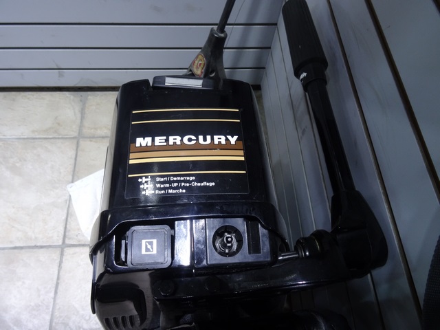 (25HP) Moteur a Bateau avec réservoir Mercury 25XD - Image 3