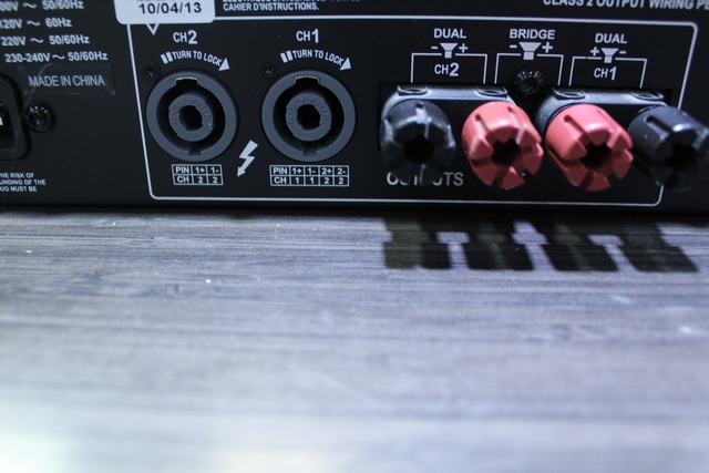 (300 Watts) Amplificateur de Puissance Crown XLS1500 - Image 3