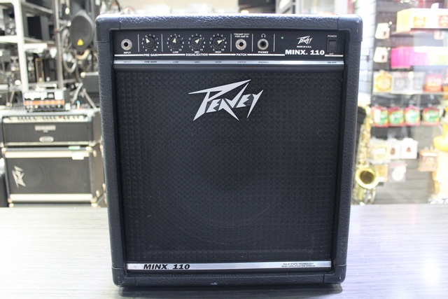 (35 Watts)Amplificateur Bass Peavey Minx 110