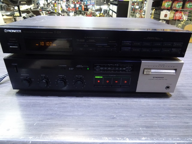 (50 Watts) Amplificateur Stereo avec recepteur am/fm (Tuner) Pioneer SA-730/f-229