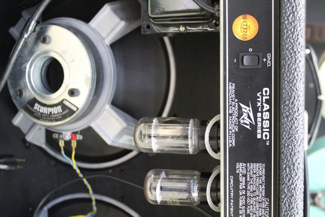 (65 Watts) Amplificateur a  Lampe Peavey Classic series VTX - Image 3