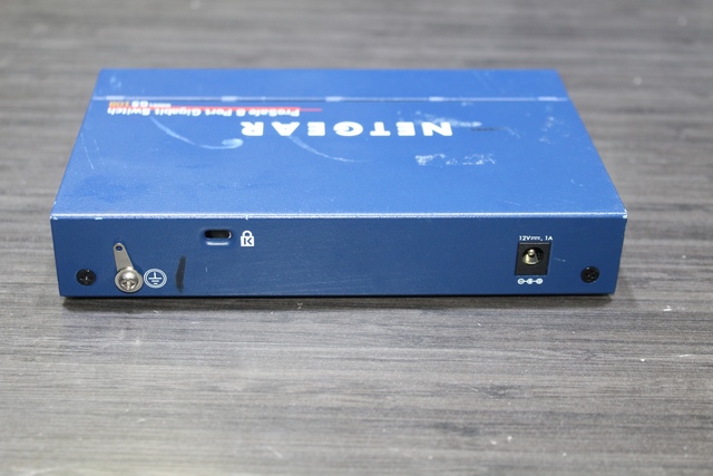 8 port ethernet switch netgear gs108 v2 - Image 2