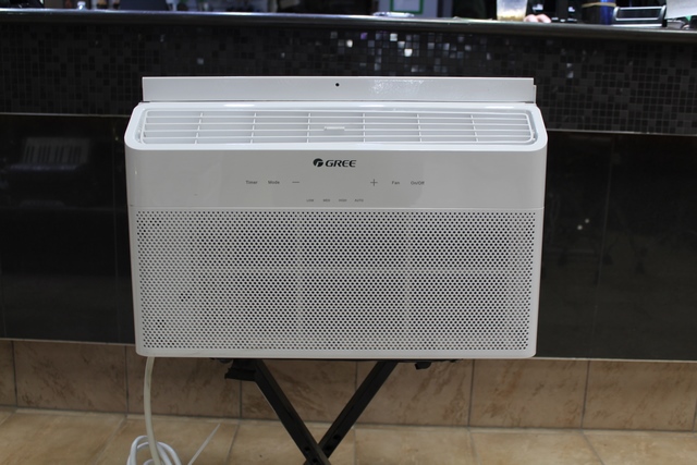 (8000 Btu) Climatiseur mural  no tc gree gj08bu-a6nrnj2a