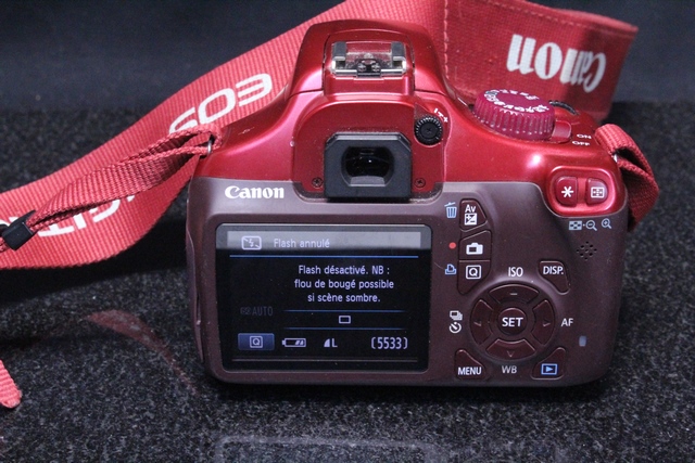 Appareil photo Canon Eos T3 + acc eos t3 ds126291 - Image 2
