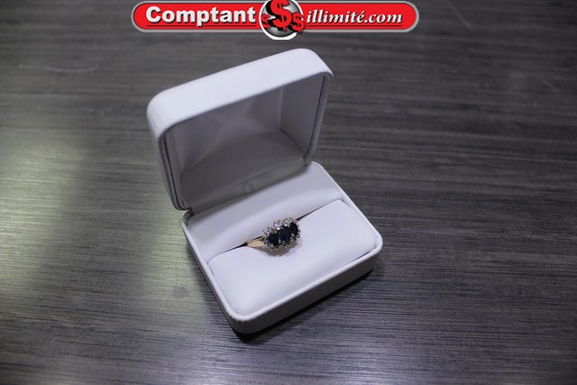 Bague avec petit diamant + Saphir Or jaune