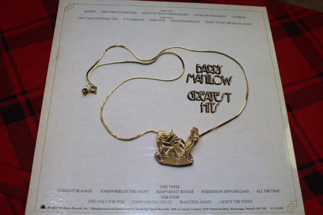 Barry Manilow Greatest Hits arista Vinyl - Image 3
