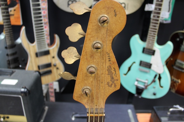 Bass 4 cordes Squier by fender J BASS Affinity Series - Image 2