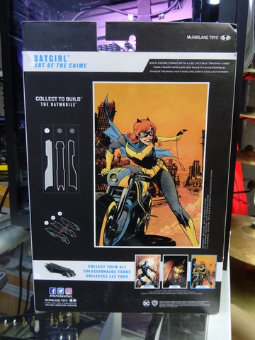 Batgirl (Sealed)  art of the crime DC Mcfarlane Toys DC Multiverse - Image 2