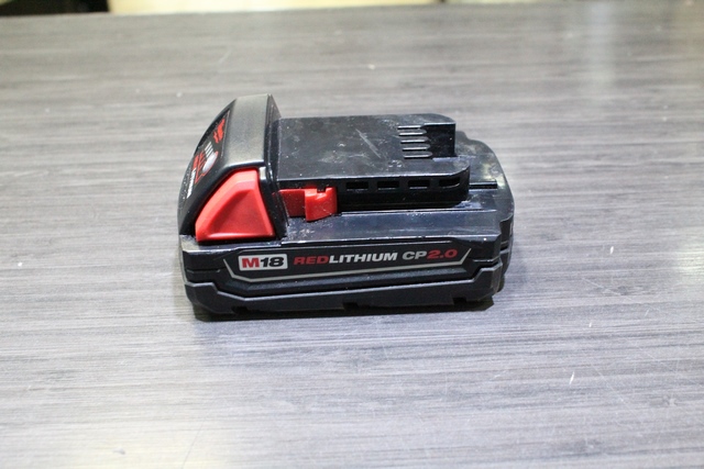 Batterie 2.0Ah MILWAUKEE M18 XC2.0 - Image 2