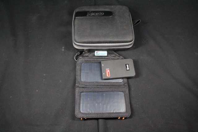 Batterie avec panneaux solaires AREDO SSM-4W - Image 2