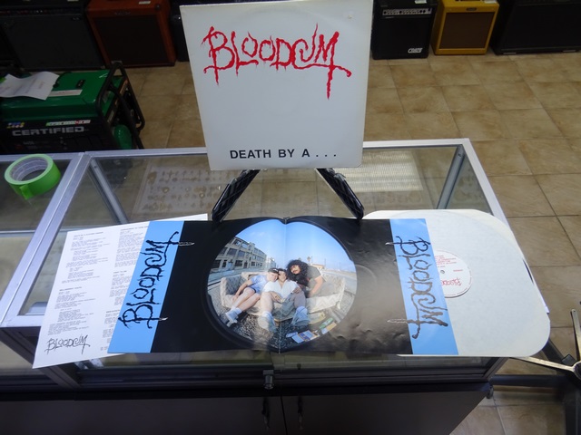 Bloodcum death by a clothes hanger wild rags records vinyle 3 tours - Image 2