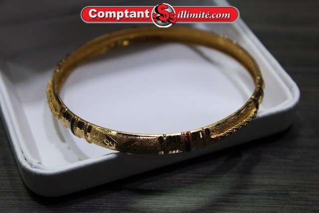 Bracelet rigide 18X30 jaune