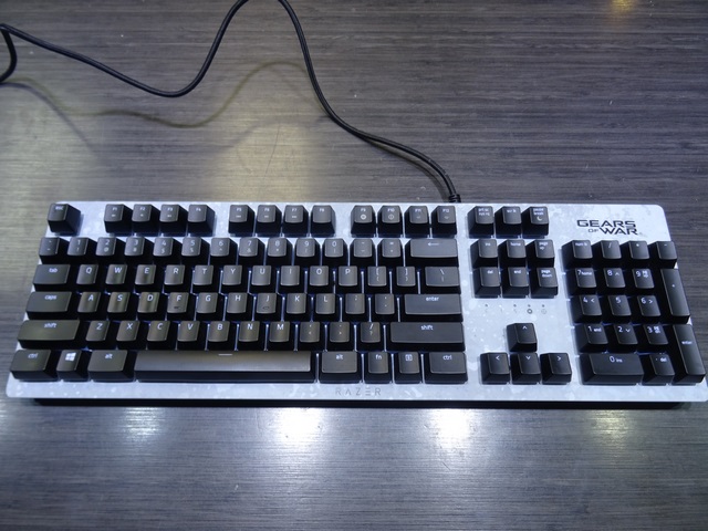 CLAVIER FILAIRE GEARS OF WAR RAZER HUNTSMAN RZ03-0252 - Image 3