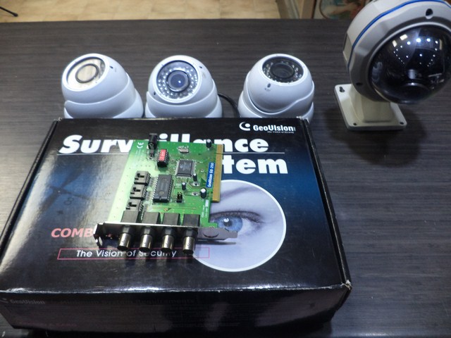 Carte video de surveillance avec 4 camera géovision gv250