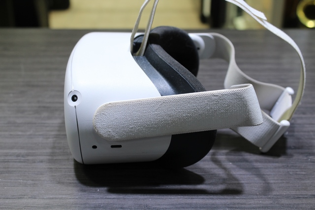 Casque VR Meta Quest 2 128Go kw49cm - Image 2