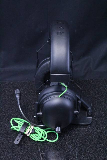 Casque de gaming Razer Black Shark V2 - Image 2